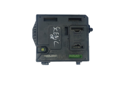 Controlador BCM X95 284B15986R S180098101C Renault 40169