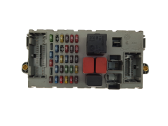 Caja Reles / Fusibles Fiat 46520600 CPL 46817785 NPL Delphi 20140