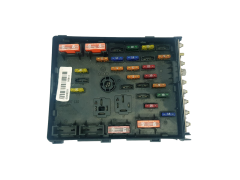Caja Reles / Fusibles 3C0937125 6359-2777 VW SEAT Audi 31980