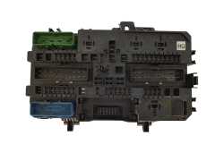 Caja Reles / Fusibles Opel 13220831 5DK008669-53 GM Hella 15363