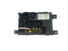 Caja Reles / Fusibles Fiat 00517817580 28050016 Delphi 40065