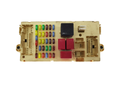 Caja Reles / Fusibles Alfa Romeo 60686059 Delphi 20545