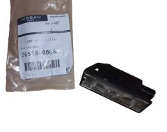 Faro Luz De Patente Nueva Original 2651000Q0A Renault Nissan