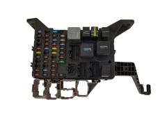 Caja Reles / Fusibles Ford 4S7T-14A073-AB 