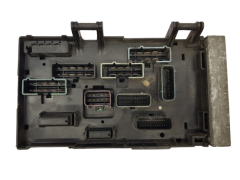 Caja Reles / Fusibles Chrysler 04869001AJ 04869204AM 19750