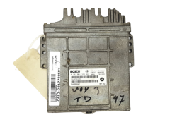 Controlador P04686660AD 0281001333 Chrysler Bosch 