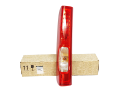 Faro Izquierdo Trasera Nueva Original Renault Trafic 2  8200415250