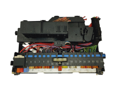 Caja Reles / Fusibles BMW 8364540 8364542 8387153 68821
