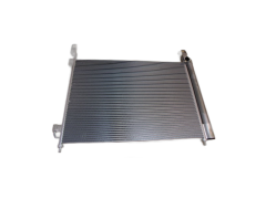 Condensador De La Climatización Nueva Original 921005115R Renault