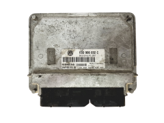 Controlador 03D906032C 5WP40124 05 VW Siemens 30268