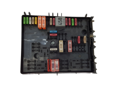 Caja Reles / Fusibles VW Audi 1K0937124H 0-1534502-1 19680