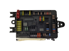 Caja Reles / Fusibles 926111102 19178.000.001 BMW 19730
