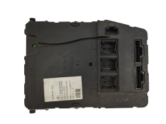 Controlador UCH X84 N2 8200309690 S118400220D Renault Siemens 1185