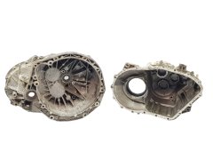 Carcasa De La Caja De Cambios PK6375 1.9 DCI Renault Trafic 2 Vivaro 8200562333