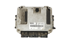 Controlador 0281012770 8200527713 8200631577 Renault Bosch 24507