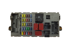 Caja Reles / Fusibles Fiat Croma 46846745 19471