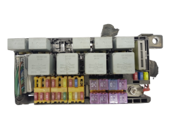 Caja Reles / Fusibles Chevrolet 96621163