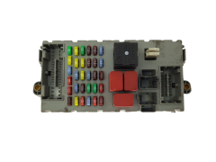 Caja Reles / Fusibles 50513353 CPL Alfa Romeo Delphi 20447