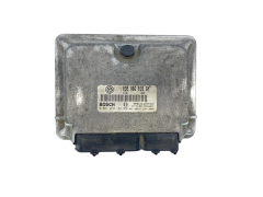 Controlador Del Motor 038906018GN 0281010182 Skoda Bosch 62963