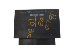 Controlador 6Q0959433E 5DK008129-01 VW Hella 20623