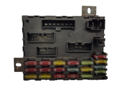 Caja Reles / Fusibles Alfa Romeo 46447809 