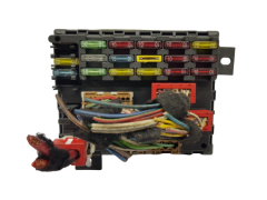 Caja Reles / Fusibles Alfa Romeo 60679160 20170