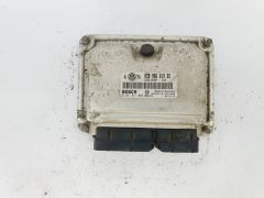 Controlador 038906019DD 0281011065 Volkswagen Bosch 39820