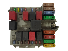 Caja Reles / Fusibles Lancia 51724721