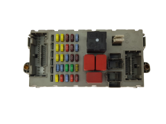 Caja Reles / Fusibles Fiat Croma 46846745 CPL Delphi 19866