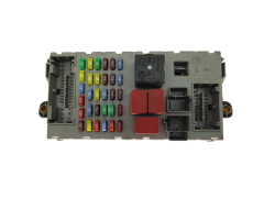 Caja Reles / Fusibles 50513353 CPL Alfa Romeo Delphi 20321