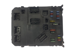 Controlador BSI E02-00 9653667680 S118085220E PSA Siemens 1827