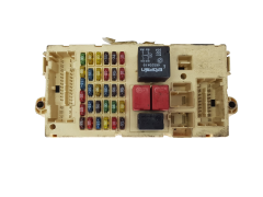 Caja Reles / Fusibles Alfa Romeo 51711428 NPL 46558758 501208570100 19598