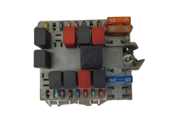 Caja Reles / Fusibles Fiat 46835587 Delphi 20028