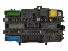 Controlador 13181278 DP 5DK008669-31 Opel GM Hella 1555