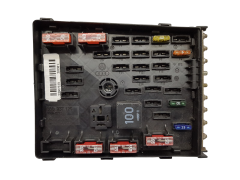 Caja Reles / Fusibles 3C0937125 6359-2777 VW SEAT Audi 10549