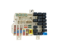 Caja Reles / Fusibles Mitsubishi 8565A174 