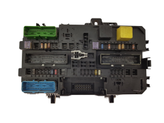 Controlador 13145017 5DK008669-30 Opel GM Hella 20834
