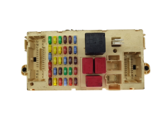 Caja Reles / Fusibles Alfa Romeo 60686059 Delphi 19966