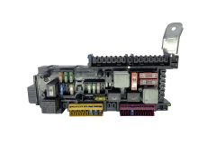 Caja Reles / Fusibles 168298 0-1670658-1 1670660 Mercedes Tyco 59327