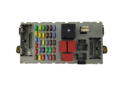 Caja Reles / Fusibles 50513353 CPL Alfa Romeo Delphi 19913
