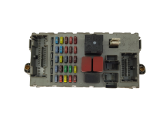 Caja Reles / Fusibles Fiat 46520600 CPL Delphi 20334