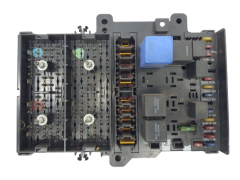 Caja Reles / Fusibles Chrysler P4707693 19639