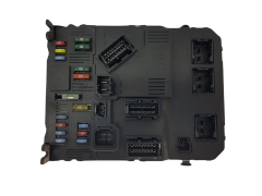 Controlador BSI E02-00 9653667680 S118085220E PSA Siemens 1716