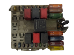 Caja Reles / Fusibles Fiat 46760257 Delphi 20057