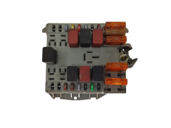 Caja Reles / Fusibles Fiat 51763771 Delphi 20615