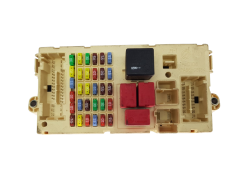 Caja Reles / Fusibles Alfa Romeo 60686059 Delphi 19805