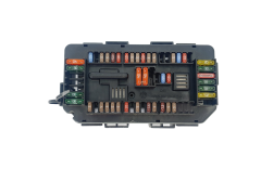 Caja Reles / Fusibles 6114 V7 9337879 01 BMW 37887