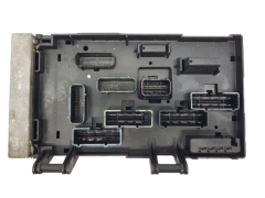 Caja Reles / Fusibles Chrysler 05144579AC 05144509AC 19616