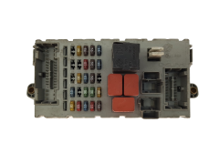 Caja Reles / Fusibles Fiat 51734379 NPL 51733921 CPL 501210050080 Delphi