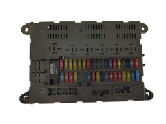 Caja Reles / Fusibles Land Rover 518665104 YQE102930 20556